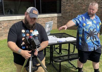 WATCH | Citizen scientists show Texas High students how they will observe eclipse